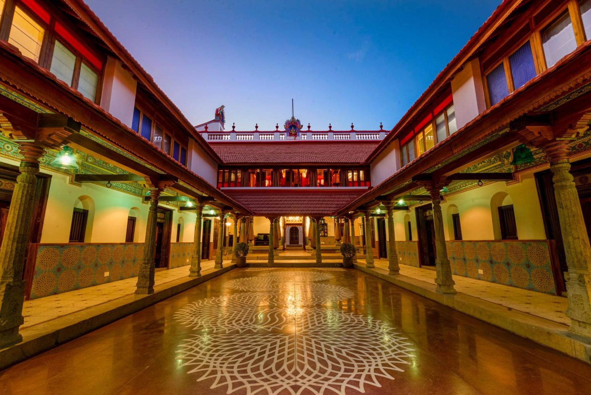 The Lotus Palace Chettinad Karaikkudi Exterior foto